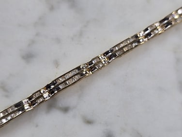 Womens Vintage Estate 10K Gold Diamond Tennis Bracelet