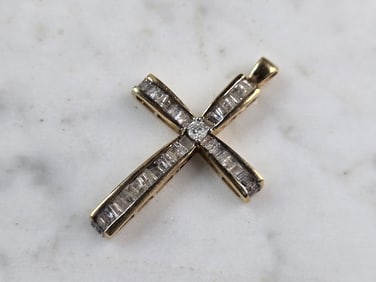 10k Yellow Gold Diamond Religious Crucifix Cross Pendant