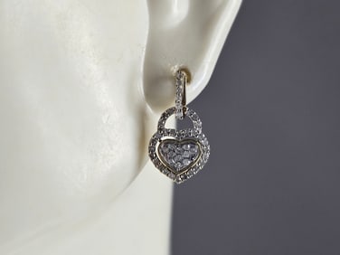 Womens Vintage Estate 10K Yellow Gold Diamond Heart Earrings