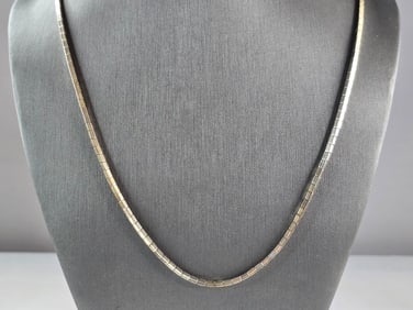 Womens Vintage Estate Sterling Silver Necklace