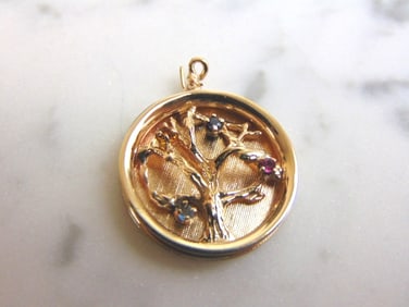 Womens Vintage Estate 14K Yellow Gold Tree of Life Pendant