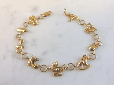 Womens Vintage Estate 10K Yellow Gold New Born Baby Bracelet