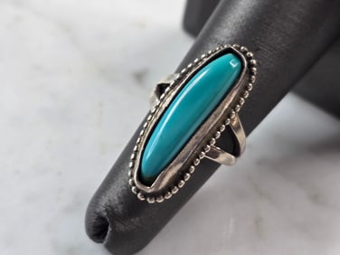 Womens Vintage Estate Sterling Silver Southwestern Turquoise Ring