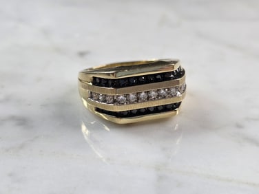 Mens Vintage Estate 14K Yellow Gold Black Diamond Ring