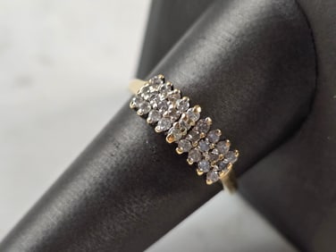 Womens Vintage Estate 14K Yellow Gold Diamond Cluster Ring