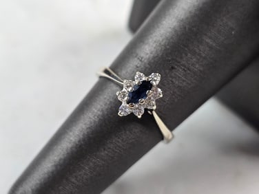 Womens Vintage Estate 14K White Gold Sapphire Diamond Ring