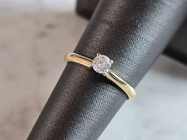 Womens Vintage Estate 14k Gold Diamond Engagement Ring