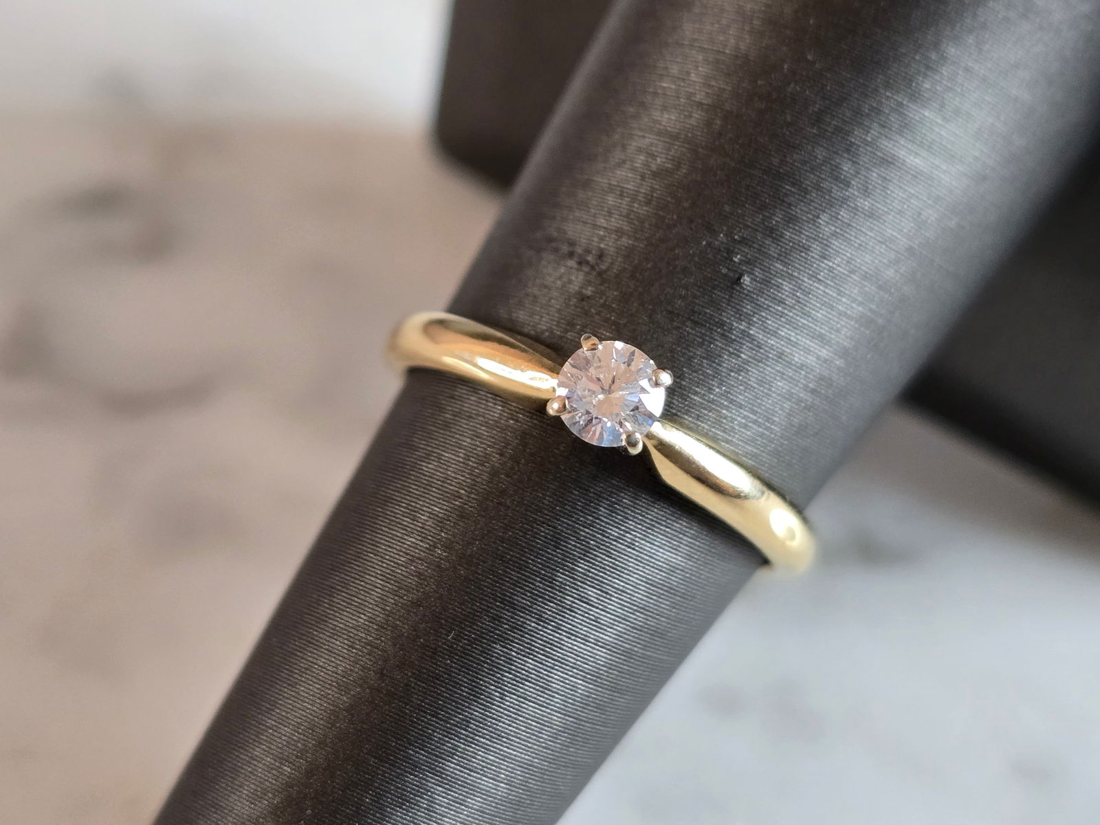 Womens Vintage Estate 14k Gold Diamond Ring (1 of 7)