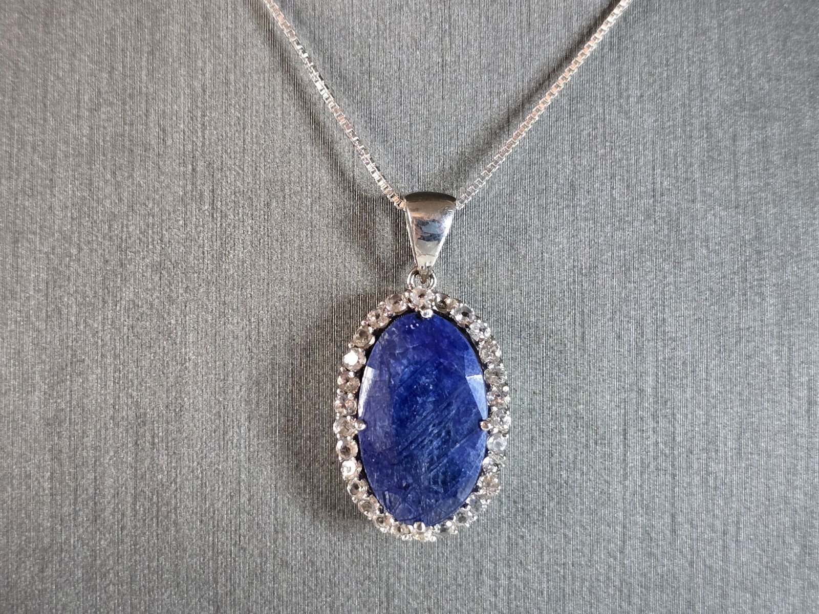 Womens Vintage Estate Sterling Silver Lapis Pendant & Necklace (1 of 4)