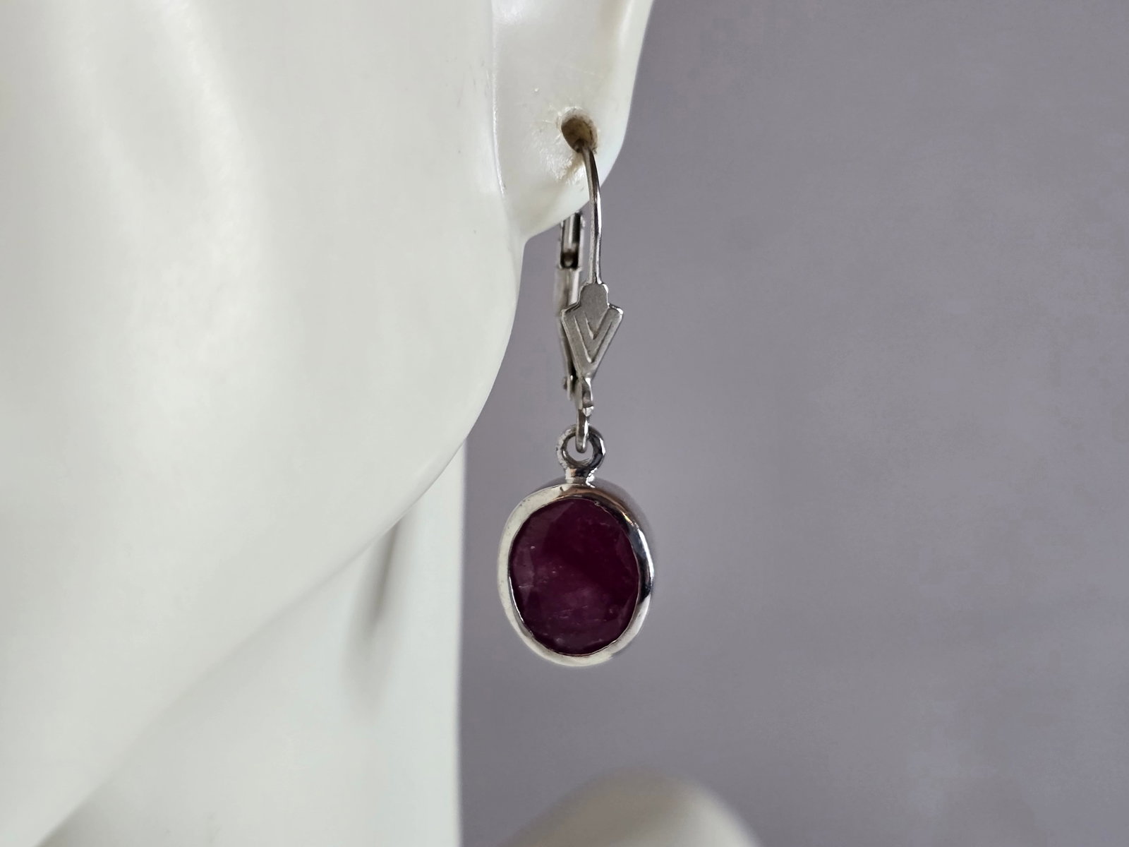 Womens Vintage Estate Sterling Silver Natural Ruby Earrings (1 of 4)