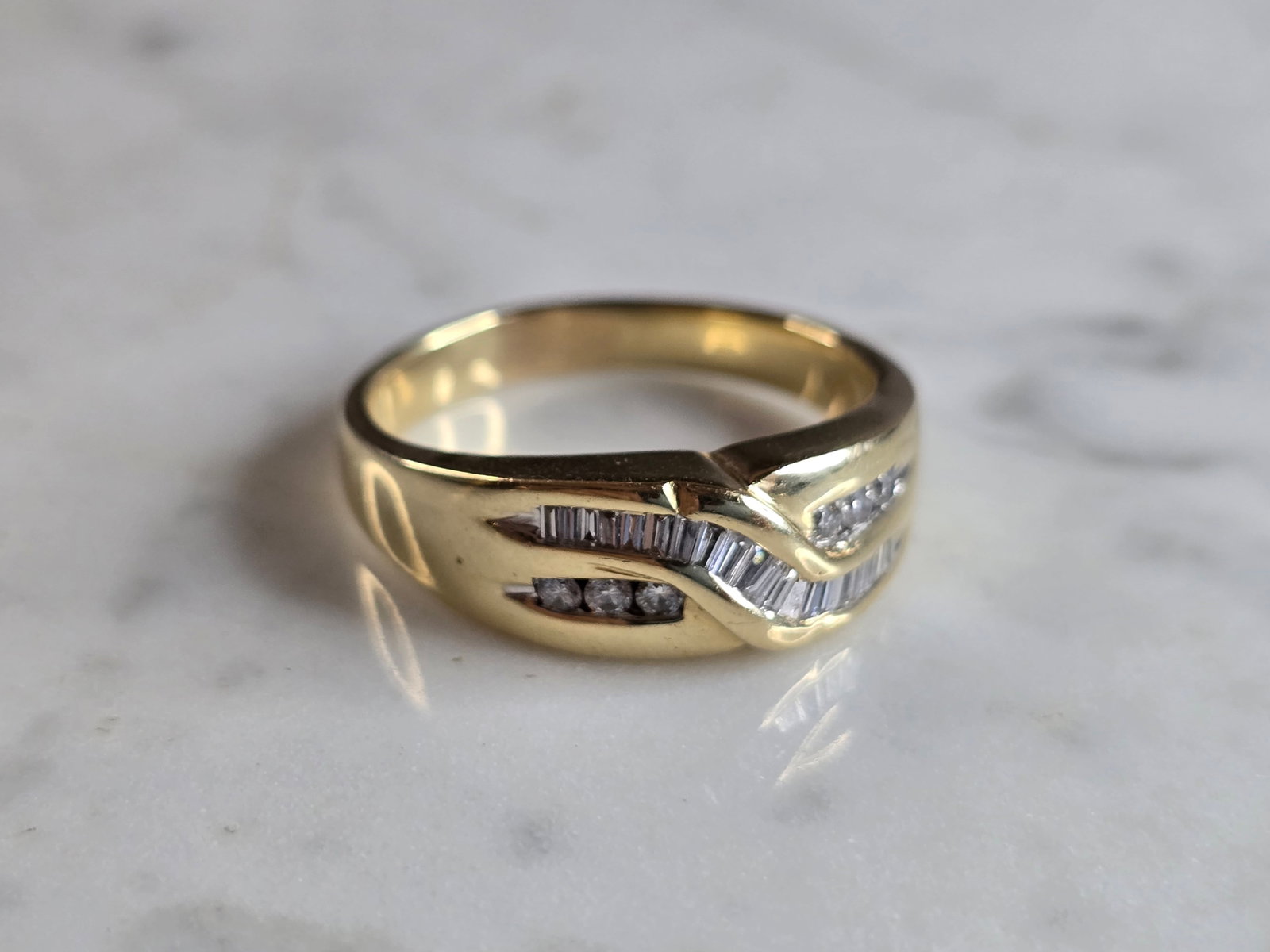 Mens Vintage Estate 14K Yellow Gold Diamond Ring (1 of 5)