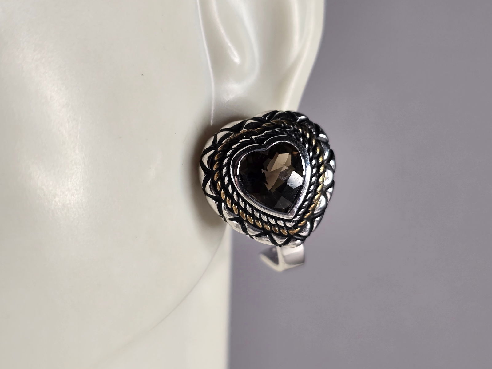 Womens Sterling Silver Modernist CZ Heart Earrings: A PAIR OF WOMENS STERLING SILVER CZ MODERNIST HEART EARRINGS THAT WEIGH 7.5g AND MEASURES 5/8" BY 5/8". ANY QUESTIONS, PLEASE DO NOT HESITATE TO ASK. BE SURE TO CHECK OUT MY OTHER GREAT ITEMS UP FOR S