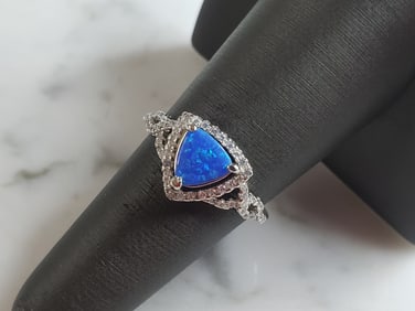 Womens Estate Sterling Silver Modernist Blue Opal Ring