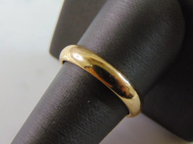 Mens Vintage Estate 14K Yellow Gold Wedding Band Ring (1 of 4)