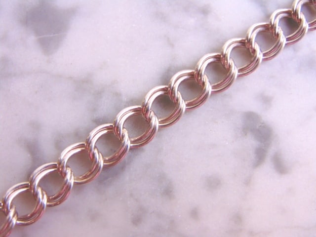 Womens Vintage Sterling Silver Charm Bracelet (1 of 5)