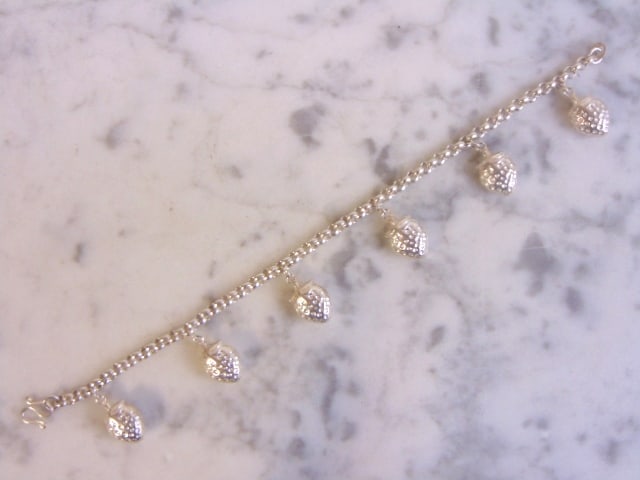 Womens Vintage Estate Sterling Silver Charm Bracelet (1 of 3)