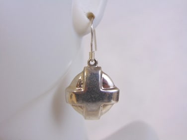 Womens Vintage Estate Sterling Silver Earrings