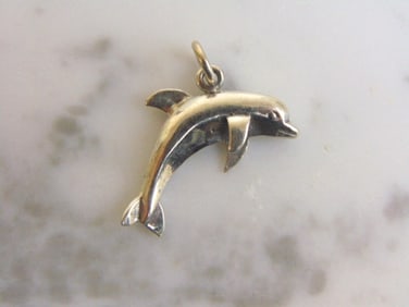 Womens Vintage Estate Sterling Silver Dolphin Pendant