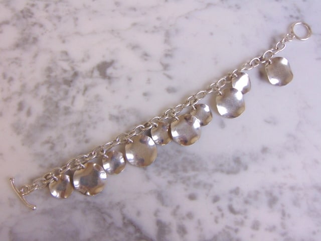 Womens Vintage Estate Sterling Silver Charm Bracelet (1 of 3)