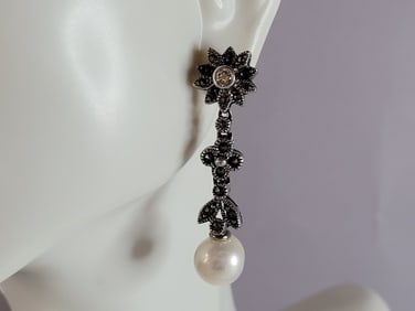 Womens Vintage Estate Sterling Silver Pearl Earrings