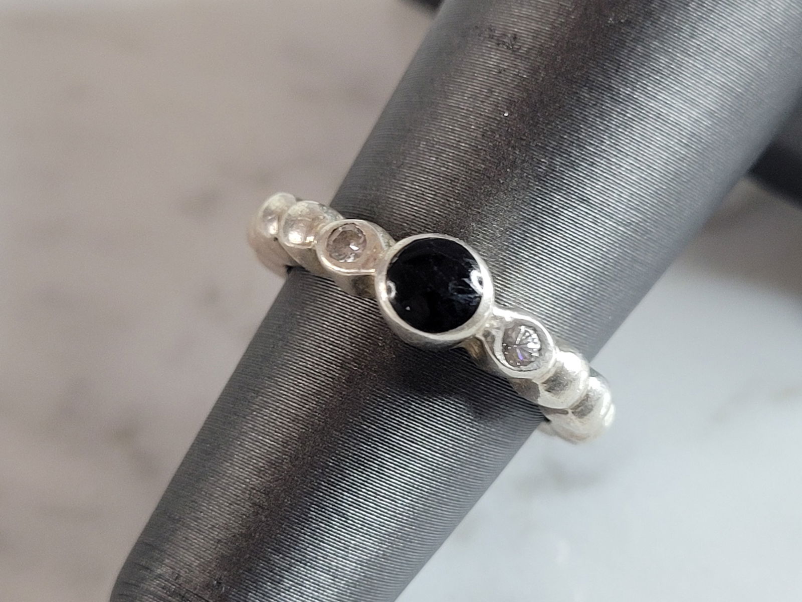 Womens Vintage Estate Sterling Silver Modernist Onyx Ring (1 of 5)