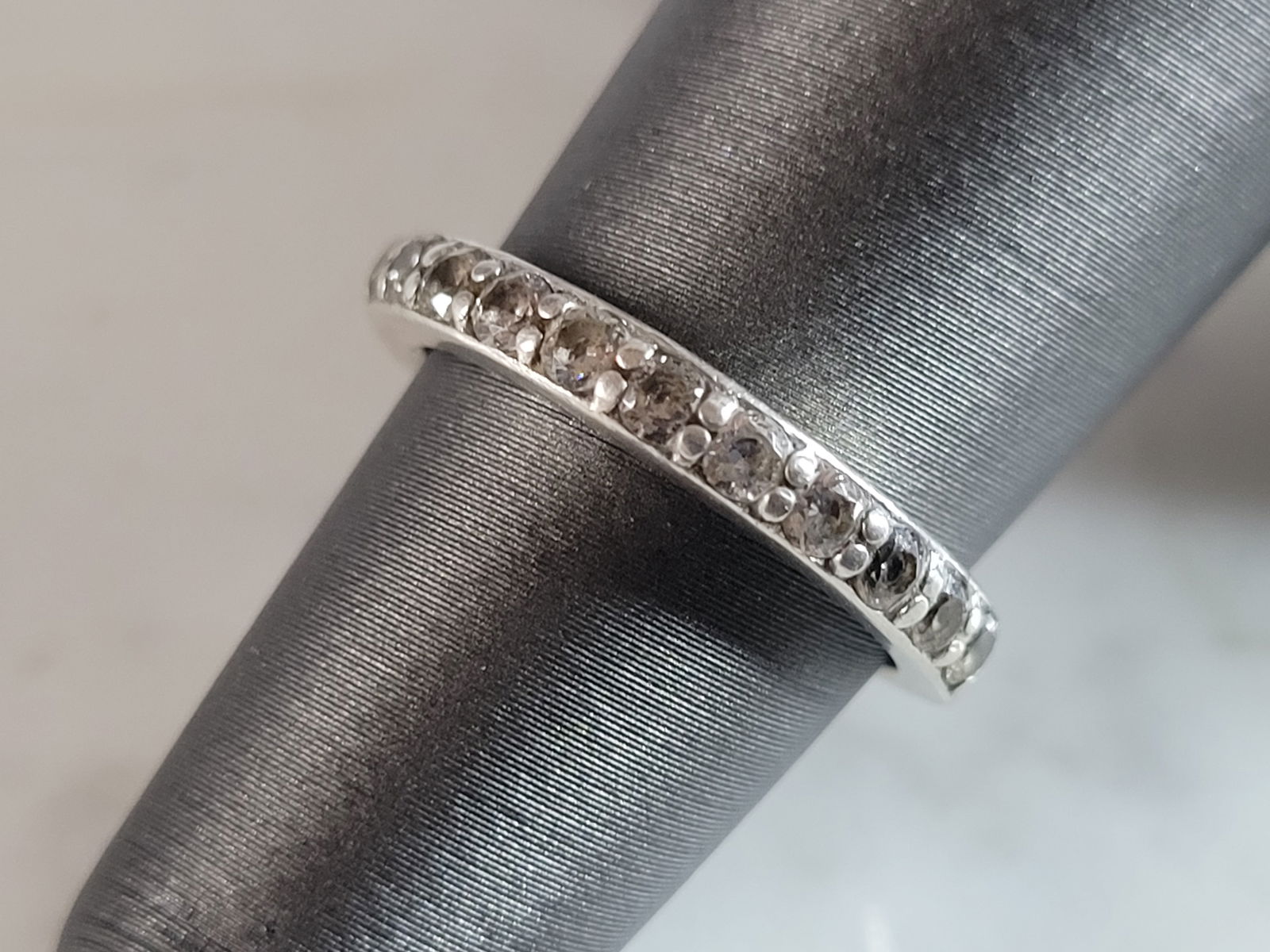 Womens Vintage Estate Sterling Silver Cubic Zirconia Ring (1 of 5)