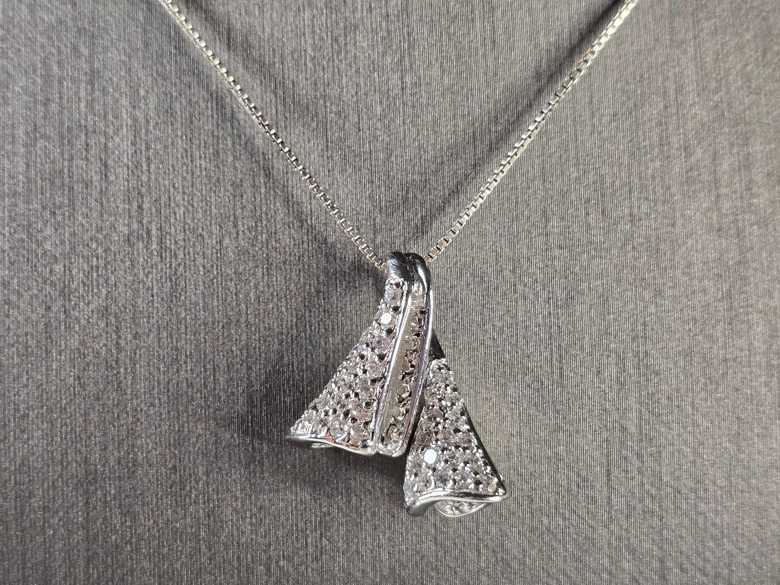 Womens Vintage Estate Sterling Silver CZ Stone Pendant W/ Necklace (1 of 4)