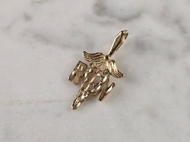 Womens Vintage Estate 14K Michael Anthony Registered Nurse Pendant