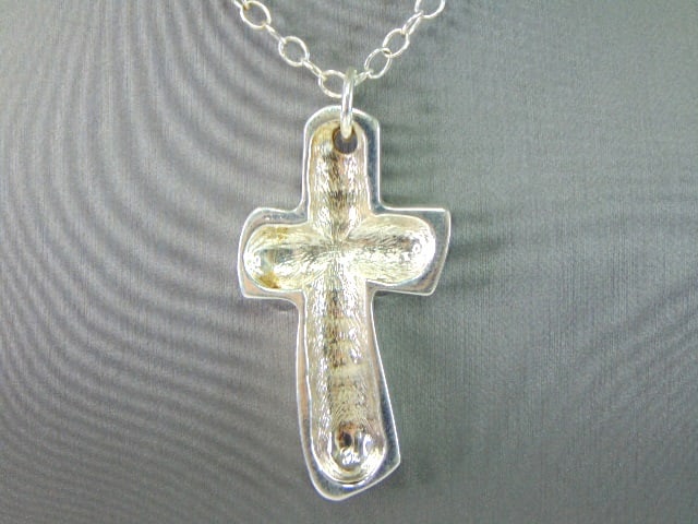 Womens Vintage Estate Fine Silver Cross Necklace (1 of 3)
