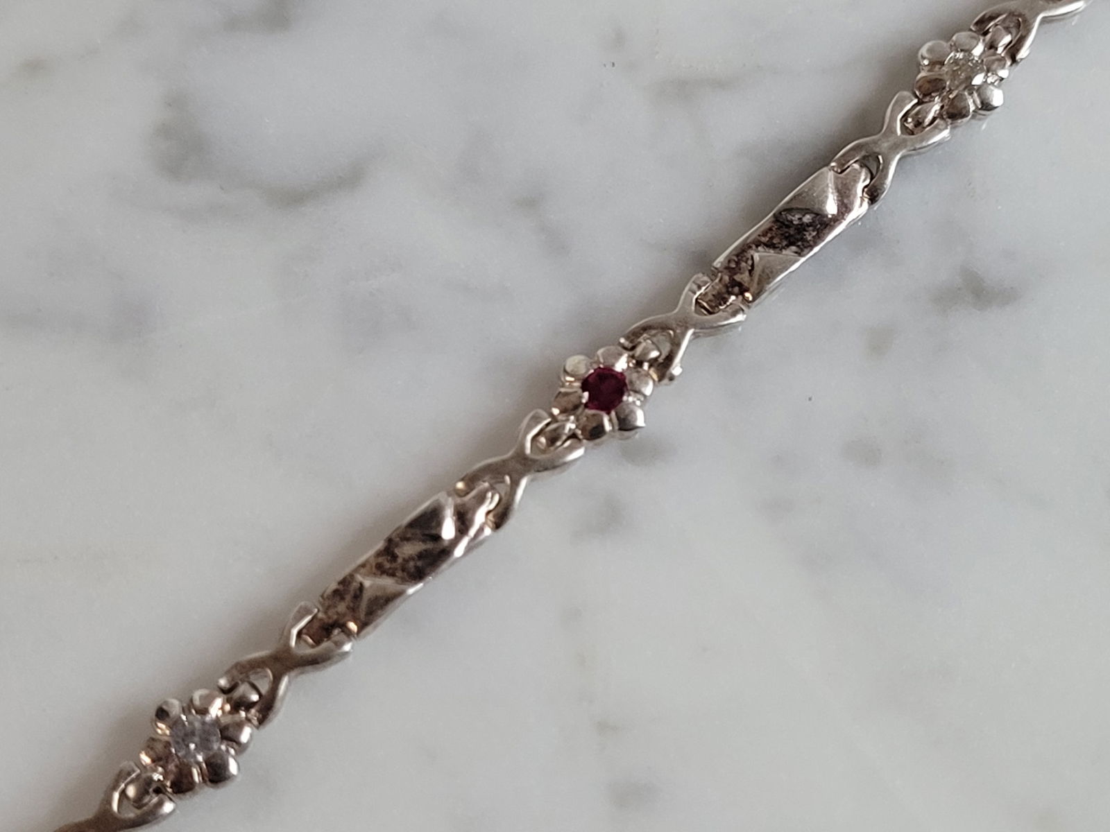 Womens Vintage Estate Sterling Silver Garnet CZ Bracelet (1 of 3)
