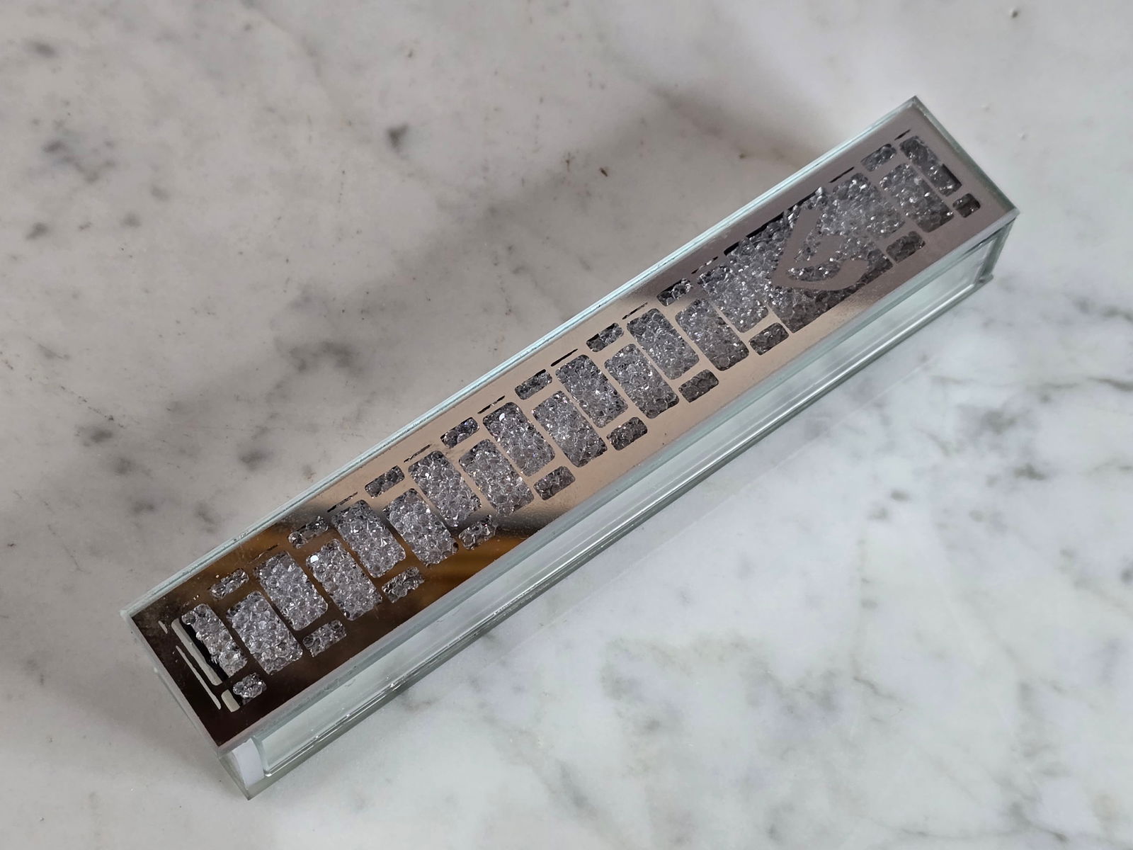 DECORATIVE COLLECTIBLE JEWISH OR JUDAICA MIRRORED MEZUZAH (1 of 6)