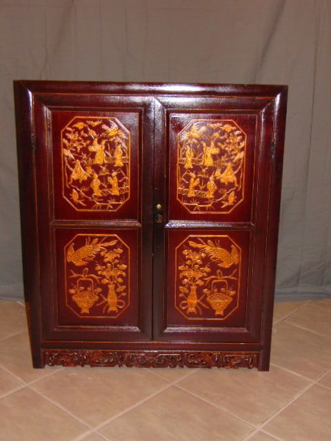 VINTAGE ANTIQUE HAND PAINTED CHINESE CABINET (1 of 10)
