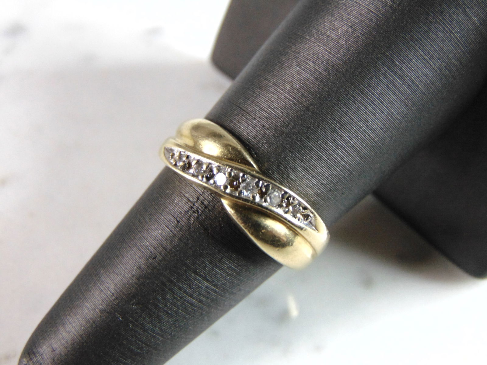 Womens Vintage Estate 14k Yellow Gold Diamond Engagement Ring (1 of 4)