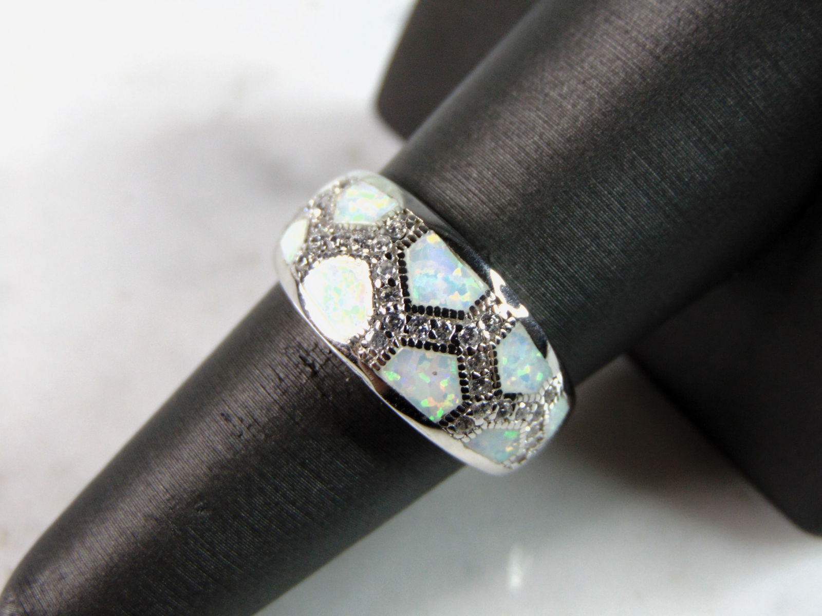 Womens Vintage Estate Sterling Silver Modernist Opal Ring (1 of 6)