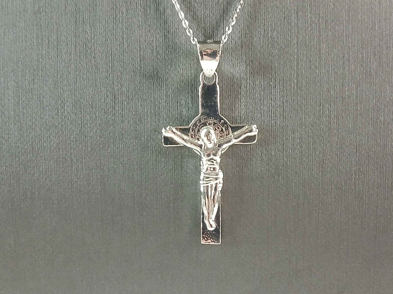 Womens Sterling Silver Religious Cross Pendant Necklace (1 of 4)