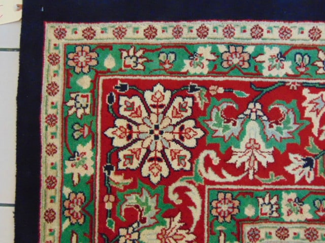 Vintage Estate Decorative Handmade Middle Eastern Rug - 4