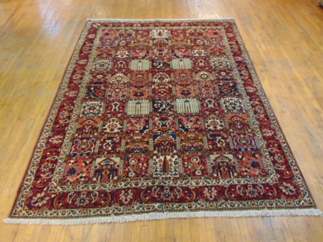 Vintage Estate Decorative Handmade Middle Eastern Rug: A BEAUTIFUL VINTAGE ESTATE DECORATIVE HANDMADE MIDDLE EASTERN RUG THAT MEASURES 10' 3" BY 7' 5" . RUG IS MADE FROM 100% WOOL. SHIPPING AND HANDLING IS $80 WITHIN THE CONTINENTAL U.S., ALL OUR STATES A