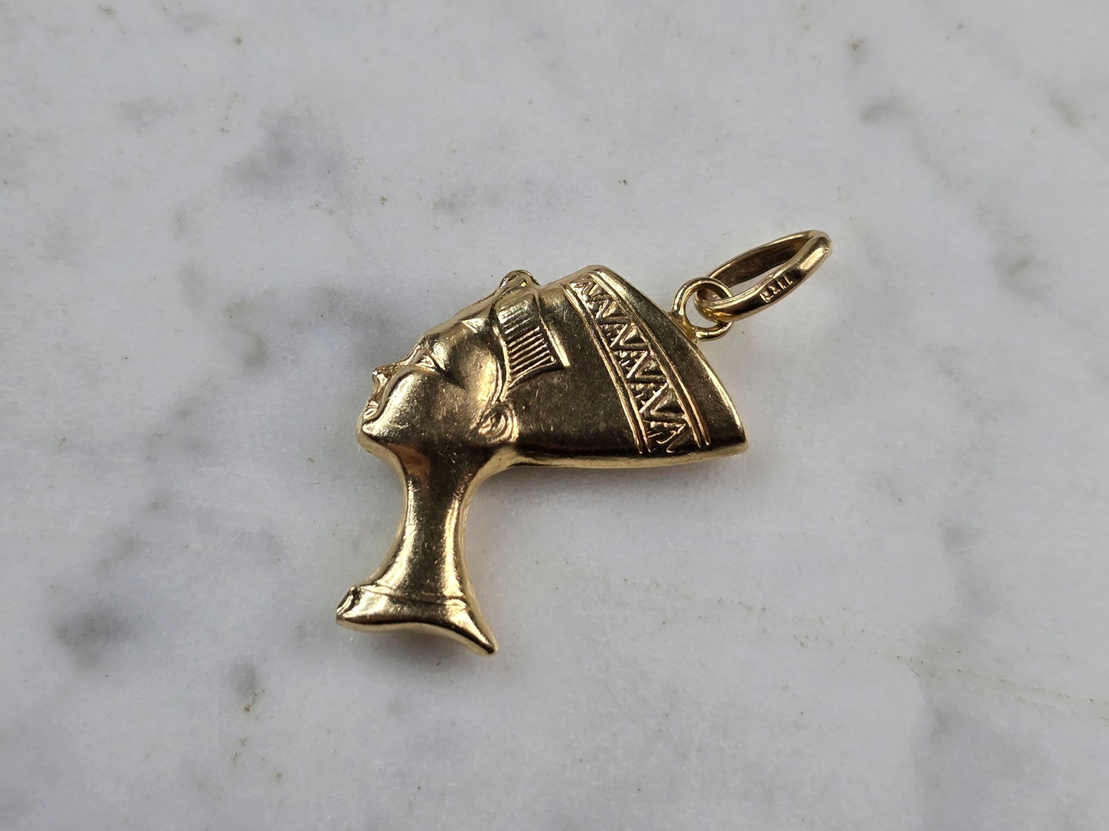 Womens Vintage Estate 14K Yellow Gold Queen Nefertiti Pendant (1 of 3)