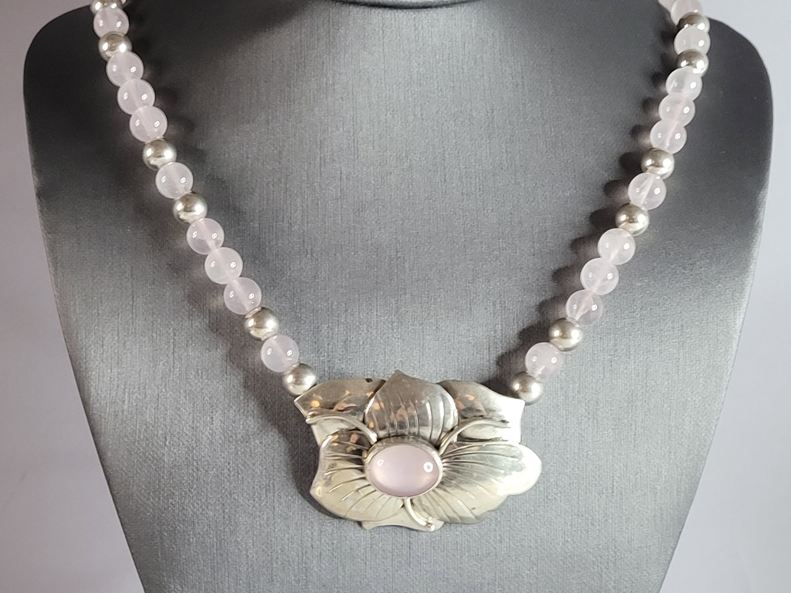 Womens Vintage Carol Felley Sterling Silver Floral Pendant Necklace (1 of 6)