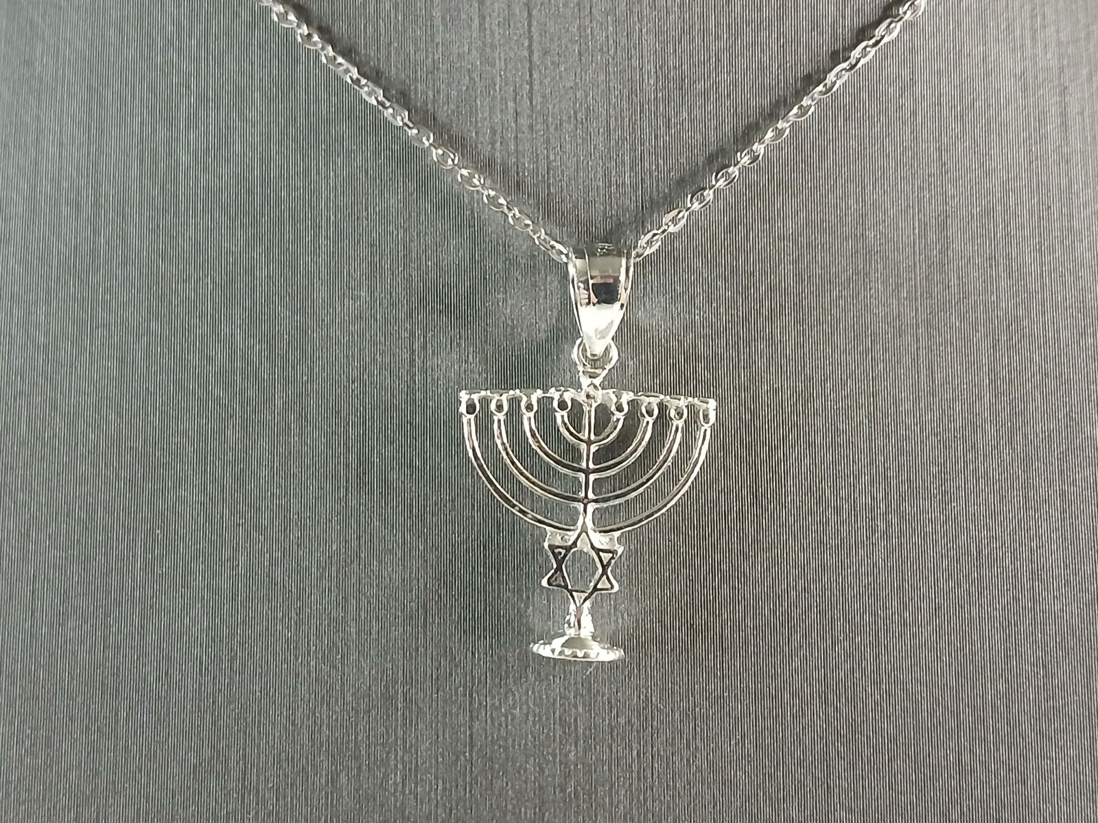 Womens Sterling Silver Jewish Judaica Hebrew Menorah Pendant Necklace (1 of 4)
