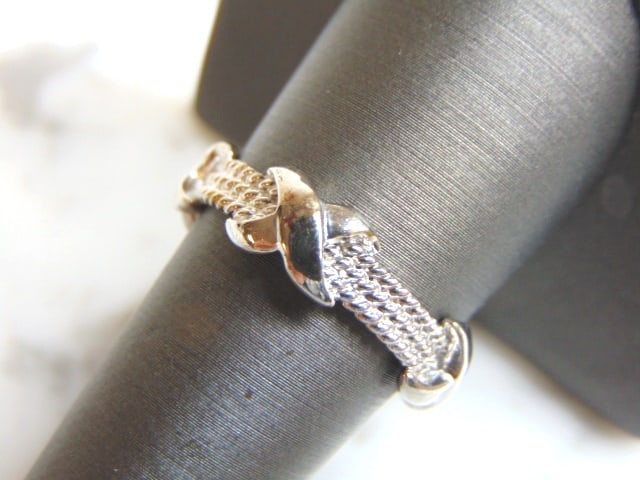 Womens Vintage Estate Sterling Silver Ring (1 of 3)