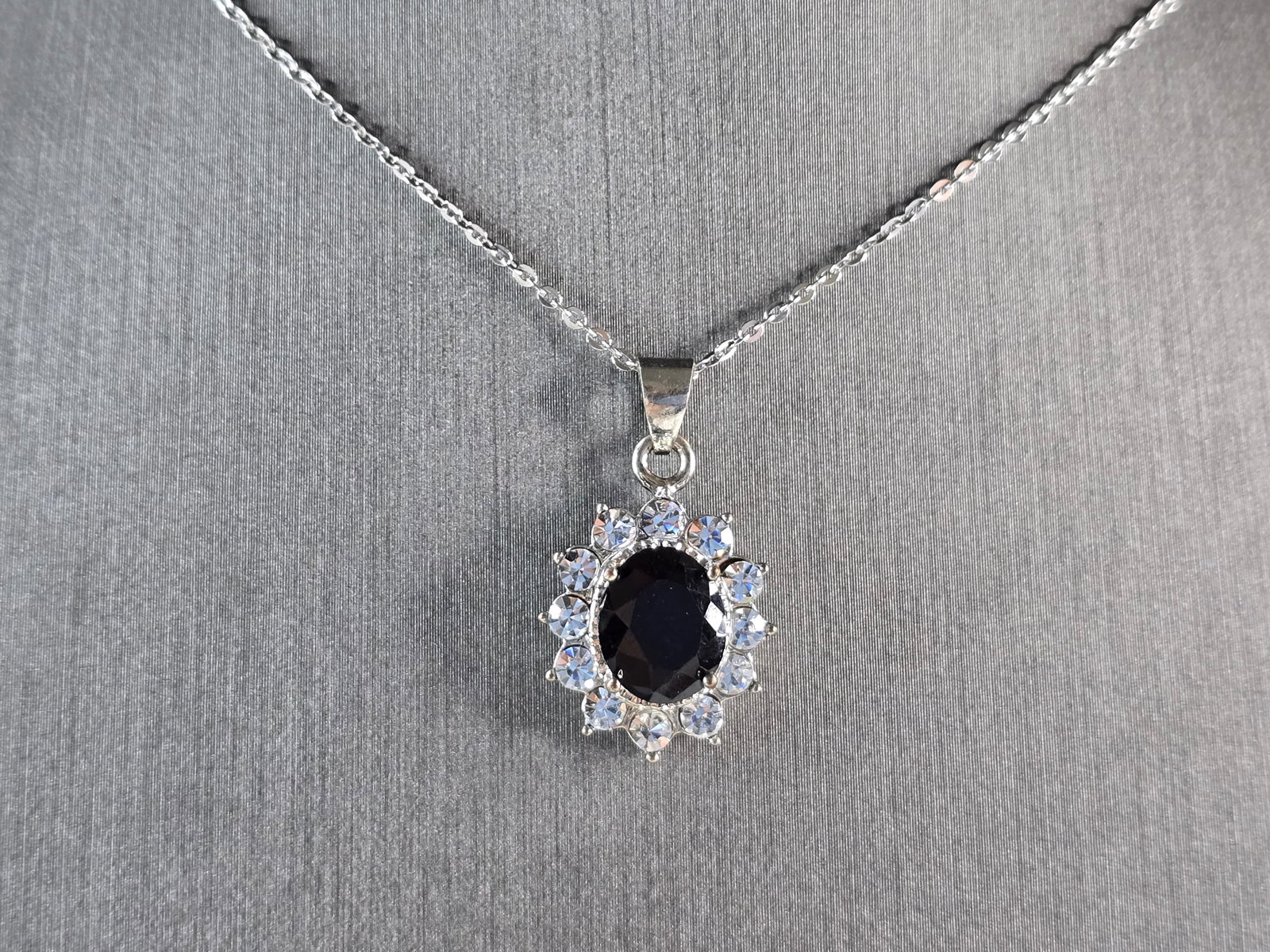 Womens Estate Sterling Silver Sapphire CZ Pendant Necklace (1 of 4)