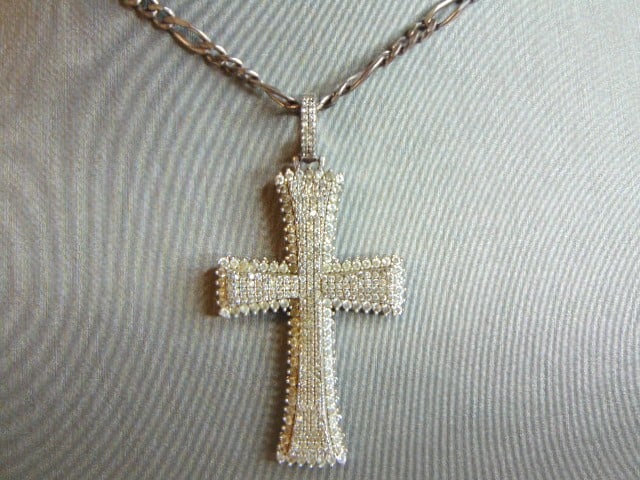 Womens Vintage Sterling Silver Cross Pendant & Necklace (1 of 3)
