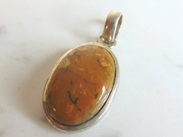 Womens Vintage Estate Sterling Silver Pendant (1 of 2)