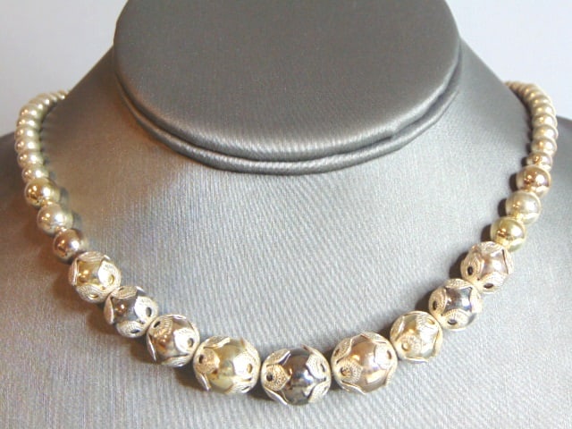 Womens Vintage Estate Sterling Silver Necklace (1 of 2)