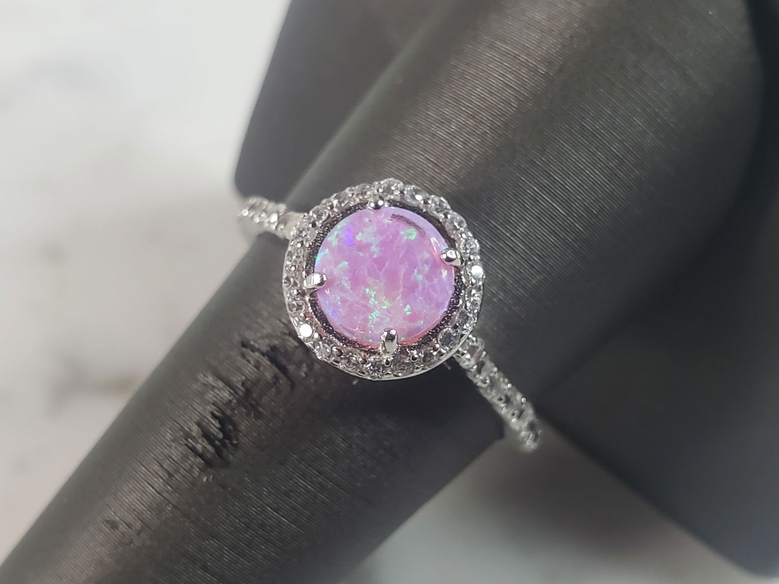Womens Vintage Estate Sterling Silver Pink Opal Stone Ring (1 of 5)