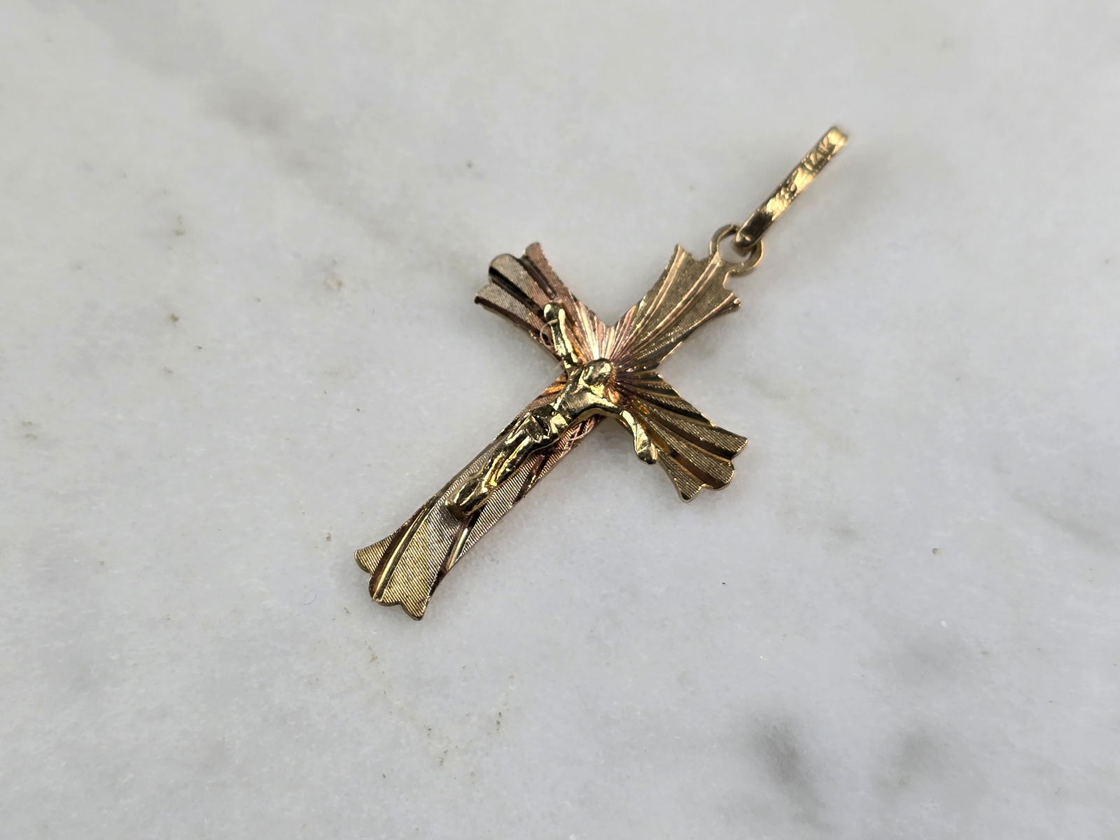 Vintage Estate 14k White & Yellow Gold Religious Cross Pendant: A WOMENS VINTAGE ESTATE 14K YELLOW, WHITE & ROSE GOLD RELIGIOUS CROSS CHARM OR PENDANT. THE CHARM/ PENDANT WEIGHS 0.7g AND MEASURES 1 1/8" LONG AND 1/2" WIDE. MAKES A GREAT GIFT FOR THAT SOMEONE SPECI