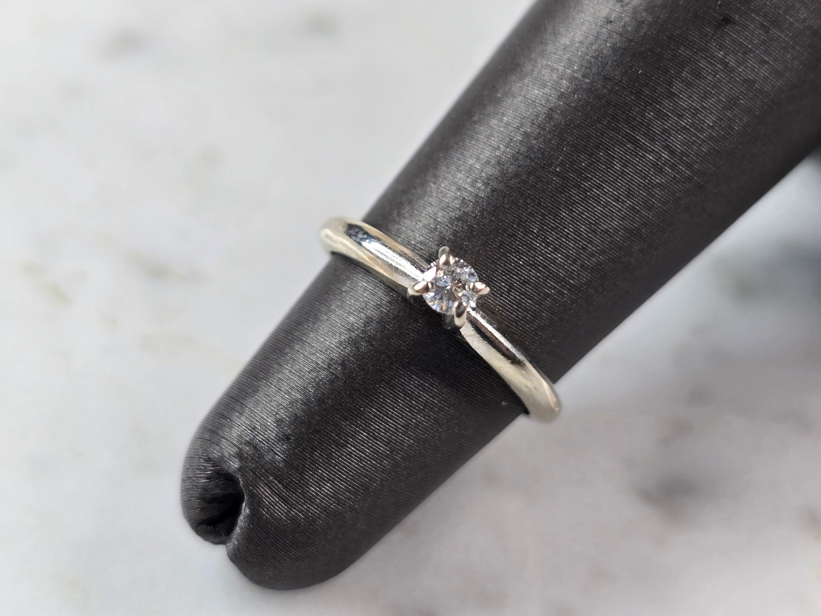 Womens Vintage Estate 14k White Gold Diamond Ring (1 of 7)