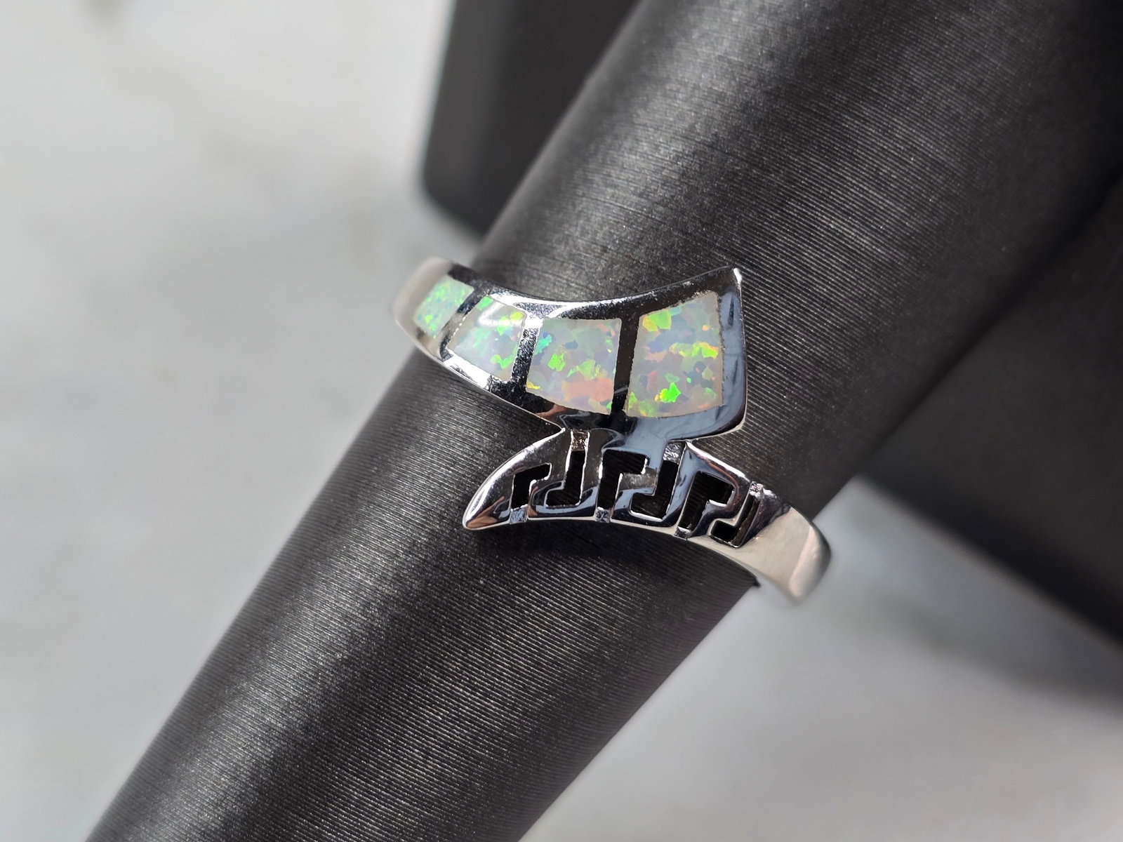 Womens Sterling Silver Modernist Greek Key Opal Ring: A WOMENS STERLING SILVER MODERNIST GREEK KEY OPAL RING. THE RING IS A SIZE 8.0 AND WEIGHS 3.4g. THE WIDTH OF THE RING MEASURES 1/2". RING MAKES A BEAUTIFUL GIFT FOR THAT SOMEONE SPECIAL. ANY OTHER QUE