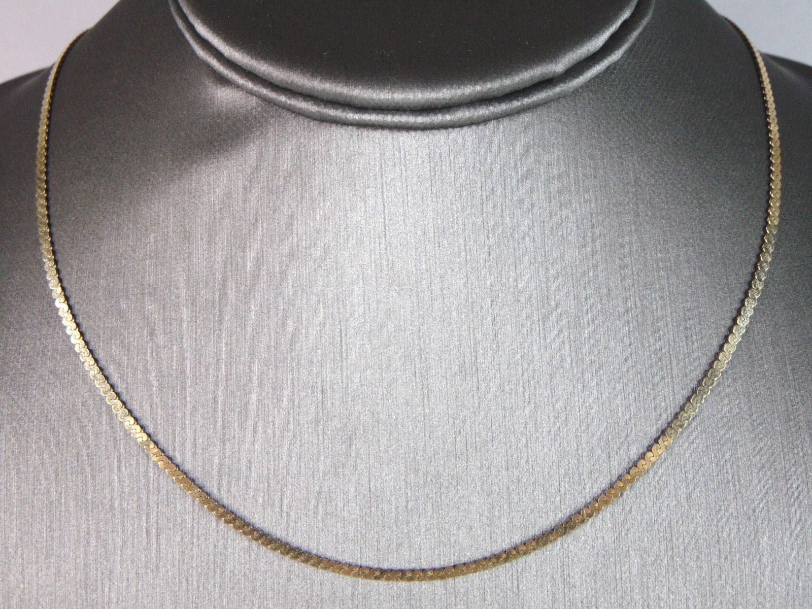 Womens Vintage Estate 14K Yellow Gold Necklace (1 of 3)